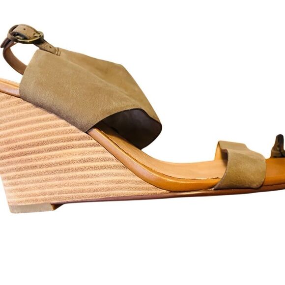 Halogen Clarette Taupe Brown Leather
Wedge Sandals size 7.5 - Picture 3 of 9